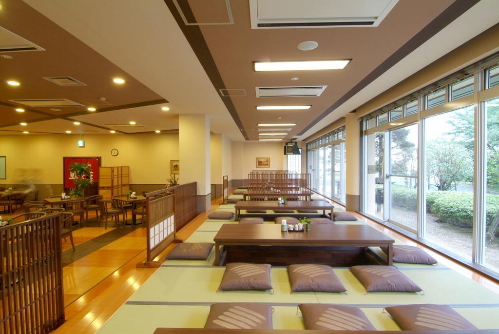 Route Inn Grantia Fukuoka Miyawaka - Wakita Onsen Bagian luar foto